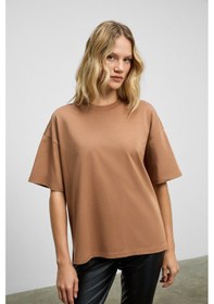 Resim Grimelange Jemmy Kadın %100 Organik Pamuk Relaxed Fit Yırtmaçlı Yuvarlak Yakalı Vizon T-Shirt 