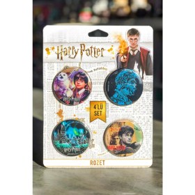 Resim Gifi Rozet 4lü Set Harry Potter Hogwarts Binası Warner Bros. Lisanslı 