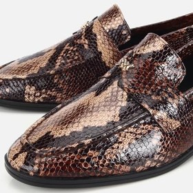 Resim HOTİÇ Kadın Deri Gold Yılan Baskılı Klasik Loafer 