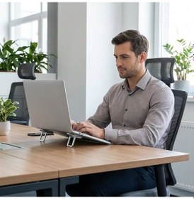 Resim Büro Ev Ofis Bilgisayarı İçin Çift Yapışkanlı Katlanır Yükseltilir Notebook Standı 
