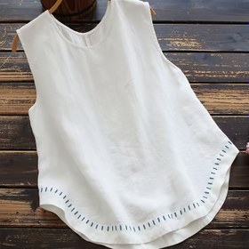 Resim Kadınlar için Günlük Kolsuz Yuvarlak Yaka Tank Top - Mavi Nakış Detaylı Beyaz, Nefes Alabilen Esnemez Kumaş, Makinede Yıkanabilir İlkbahar/Yaz Giyimi, Dekoratif Nakış, Şeffaf Olmayan Kumaş 