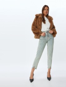 Resim Koton Mom Fit Kot Pantolon Standart Bel Yırtmaç Detaylı Düğmeli Cepli Pamuklu - Mom Fit Jeans Bleach 5wal40060md Açık Mavi 