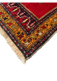 Resim El Dokuma Az Hatalı 60x110 Kök Boya Yün Halı Kırmızı 