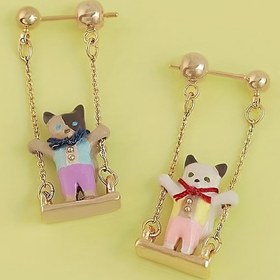 Resim Kedi Şanslı Kolye Küpe Çifti - Mavi ve Beyaz Kedilerle Asimetrik Sallanma Tasarımı, Gümüş Çiviler, Günlük Giyim veya Partiler için Mükemmel, Sevgililer Günü Hediyesi, Kedi Aksesuarları 