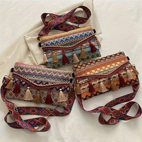 Resim Boho Şık Püskül Çapraz Vücut Çantası Kadınlar için - Canlı Geometrik Desen Omuz Çantası Çok Renkli Püskül Detayları ile, Derin Kırmızı 