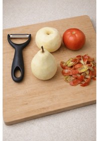 Resim Siyah Sebze Soyacağı Meyve Ve Sebze İçin Pratik Sapan Soyacak Siyah 