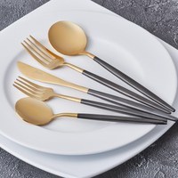 Resim Jumbo Colors 30 Parça Siyah Parlak Altın 6 Kişilik Çatal Kaşık Bıçak Seti 