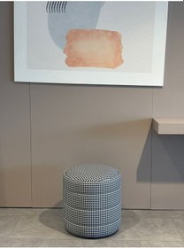 Resim Makyaj Masası Pufu - Bordo Puf Havlu Kumaş - Dekoratif - Ayak Uzatma Pufu - Yuvarlak Puf-cnc Çizgili Siyah Beyaz Kaz Ayağı 