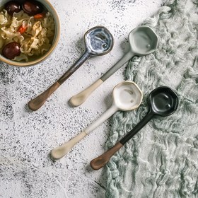 Resim 1 adet/4 adet Retro Avrupa Tarzı Seramik Kahve Kaşığı, Retro Seramik Isıya Dayanıklı Karıştırma Kaşığı, Aile Toplantıları, Salatalar, Kahvaltı, Kahve, Yaratıcı Çorba Kaşığı için Uygun, Mutfak, Yurt, Restoran için Çok Uygun - Noel, Şükran Günü, Yeni Yıl Tatil Hediyeleri, En İyi Noel, Şükran Günü için Mükemmel 