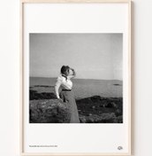 Resim Bayan Merriam Sherman Point'te, Poster 