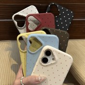 Resim Kamera, aşk şeklinde tasarlanmış; Apple 16Plus için kadınlara özel, sevimli lychee desenine sahip. Deri deseni, Apple 16 tek parça telefon kılıfı için uygun olup, kullanımı oldukça rahattır. 
