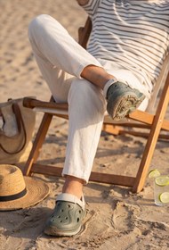 Resim Terra Strata: Erkek Çift Tabanlı Haki - Bej Comfort Clog Erkek Terlik - Tokalı Arka Bantlı Spor Sandalet, Havuz, Plaj ve Günlük Doğa Yürüyüşü Anatomik Terliği 