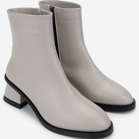 Resim Valmenti Kadın Hakiki Deri Bej Rugan Topuklu Bot 33 6551 Bn Bot Sk24-25 Kemık Dr Bej Rugan 