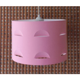 Resim Onay Motifli Pembe Kumaş Kaplama Salon Oturma Odası Yatak Odası Genç ve Çocuk Odası Avize Sarkıt Aydınlatma 