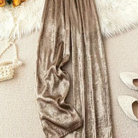 Resim Kadınların Elastik Bel Bandı ile Şık Altın Geniş Bacaklı Pantolonları - Akışlı Maxi Stil, Hafta Sonu Rahat Giyim için Mükemmel, Pürüzsüz Polyester Kumaş, Makine Yıkanabilir 