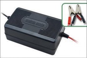 Resim Yıldırım CYS-145C-12 Tam Otomatik 13.8 Volt 5 Amper Akü Şarj Adaptörü 