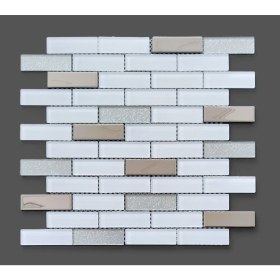 Resim MozaiKristaL Mutfak Tezgah Arası Kristal Cam Mozaik. Cam ÖLÇÜLERI:15X73-23X48-23X73-23X98MM. Kalınlık: 4 Mm. File Ölçüsü: 30X30 Cm. Renk: Beyaz-Gümüş-Krom Mix. ( 1 Kutu = 1 m2 Fiyatıdır ) 