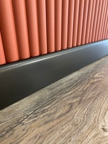 Resim 8 Cm Düz Siyah Parke Süpürgelik 