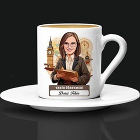 Resim Kadın Tarih Öğretmeni Karikatürlü Kahve Fincanı 