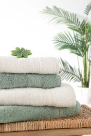 Resim Yataş Angelina 4'lü Banyo Havlu Seti 50x90 Cm/70x140 Cm - Ekru / Adaçayı Ekru 