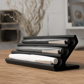 Resim 1 Adet Minimalist Siyah Plastik Kalem Tutucu - Kalemler, Markerler için Çoklu Yuvalı Masa Düzenleyici | Ofis & Ev Çalışma Alanında Yer Tasarrufu Sağlayan Aksesuar, Masa İçin Kalemlik 