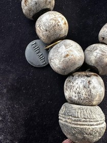 Resim Julia Atlas - Cow Bone With Grey Tint - Cow Horn 