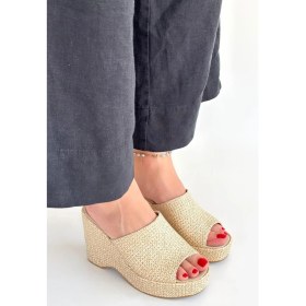 Resim Tlay Bej Hasır Dokumalı Dolgu Topuk Terlik 