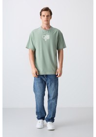 Resim Tommy Life Açık Yeşil Pamuklu Kalın Yumuşak Dokulu Oversize Fit Baskılı Erkek T-shirt - 88333 CAMEL 