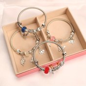 Resim 1 adet Bohemian Rhinestone Kelebek Çiçek Kolye Boncuklu Rhinestone Süslemeli Paslanmaz Çelik Bileklik Şanslı Çok Renkli Ayarlanabilir Bileklik, Kadınlar için Parti Giyim, Tatil Hediye Mücevher Aksesuarı 