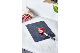 Resim Feyza Design Dayanıklı Cam Kesme Tahtası, Güvenli ve Şık Mutfak Gereçleri 