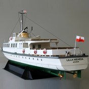 Resim El Yapımı Polonya Kıyı Ferisi, Kağıt Tekne Modeli 1:100 Ölçeği. Zeki Montaj Tasarımı ile Yaratılmış. Zarif Gece Seyahat Gemi, Yat ve Tekne Modeli, Askeri Gemi Tutkunları ve Koleksiyoncular için Mükemmel. 3D Küp Kağıt Modeli, Çocukluk Rüyalarını Taşıyor. Zarif Tasarım, Tamamlanarak Gösterim için Uygun. Sıcak ve Mutlu Anlar. 