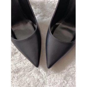 Resim Ruxene Astra Taş Işleme Detaylı, Sivri Burun, Topuk Dekolteli Saten / Mat Cilt 9,5 cm Stiletto 