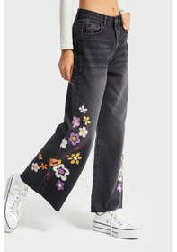 Resim Itsbasic Kadın Koyu Füme Renk Çiçek Nakışlı Culotte Fit Tasarım Denim Jean 