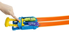 Resim Hot Wheels Yüksek Skor Atlayışı Yarış Seti Hızlı Geçiş Parkuru CFC30 