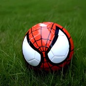 Resim Marvel Spider-Man Futbol Topu - Kırmızı ve Beyaz, Makine Dikişli PVC, Eğlence Karikatür Tasarımı, Eğitim ve Oyun için Mükemmel, Futbol Ekipmanı | Karikatür Futbol Topu | Dayanıklı Futbol Topu 