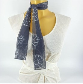 Resim Paredora Yuvarlak Çiçek Desenli Siyah Kısa Fular Çok Renkli 