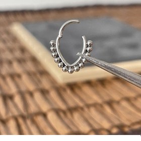Resim %100 Cerrahi Çelik Damla Çok Toplu Kilitli Çelik Halka Septum Piercing Gümüş 
