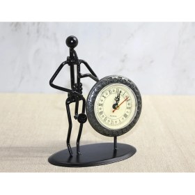 Resim Marsilyan Metal Saatli Saksafon Çalan Müzisyen 