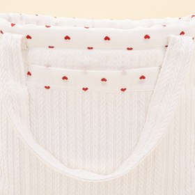 Resim Bebek Bakım Çantası - Beyaz Örgü - Kırmızı Kalp 