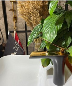 Resim İsaoğlu Yapı Siyah Lavabo Bataryası Şelale Musluk Altın Siyah Lavabo Bataryası Şelale Akışlı Siyah 
