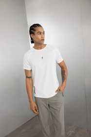 Resim Defacto DeFactoFit Slim Fit Dar Kesim Bisiklet Yaka Baskılı Sporcu Kısa Kollu Tişört V2887AZ22AU 