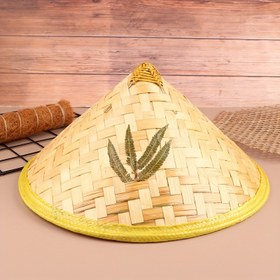 Resim Bambu ve Kamış Dokuma Balıkçı Şapkası, El Yapımı Hasır Kova Şapka, Turizm Yağmur Dansı Prop, Konik Balıkçılık UV Koruma Şapkası 