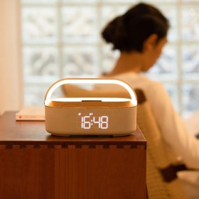 Resim Stobom Keyif Kablosuz Şarjlı Bluetooth Hoparlör Ve Led Aydınlatmalı Alarmlı Dijital Saat 