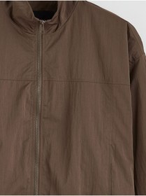 Resim LC Waikiki Dik Yaka Oversize Kadın Yağmurluk 