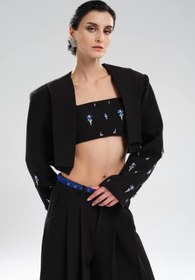 Resim tw3 Kadın Kolları Elişleme Detaylı Tasarım Crop Blazer Ceket 