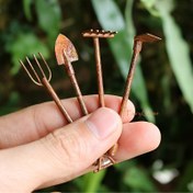 Resim 4/8 adet Mini Araç Seti Metal Paslı Vintage Peri Bahçesi Mini Kürek Kazıyıcı, Paskalya Bahçe Süslemesi için, Süs Aksesuarları ile 