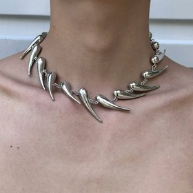Resim 1 Adet Punk Gotik Diken Kolye - Cesur Düzensiz Dikenli Tasarım Perçinli Kolye, Yüksek Kaliteli Alaşım Uniseks Takı Erkek & Kadınlar İçin, Günlük Kullanım ve Özel Günler için Cephe Parmağı Aksesuar, Metalik Kaplama, İnce İşçilik 