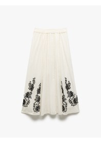 Resim Koton Pamuklu Astarlı Nakış Detaylı Uzun Kloş Etek Siyah Desenli 5sak70039pw Siyah Desenli 