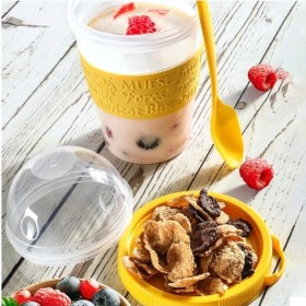 Resim Taken Go Kapaklı Kaşıklı Pratik Taşınabilir Meyveli Yoğurt Kabı 