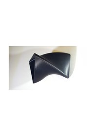 Resim Opencart 5 İnç Boyunda Bükülmüş Üçgen Vazolar Sadece Plastik Aparattır 